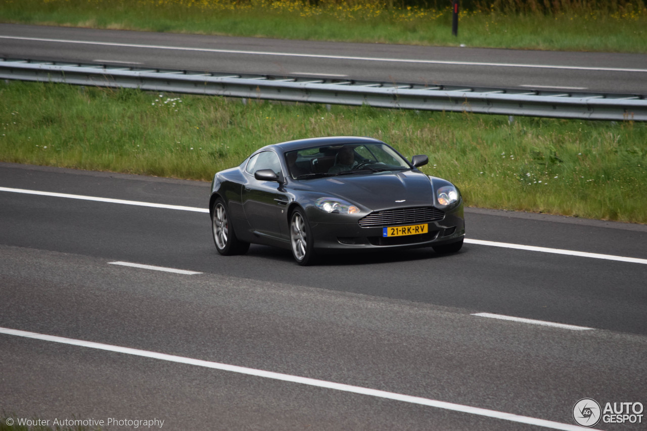 Aston Martin DB9