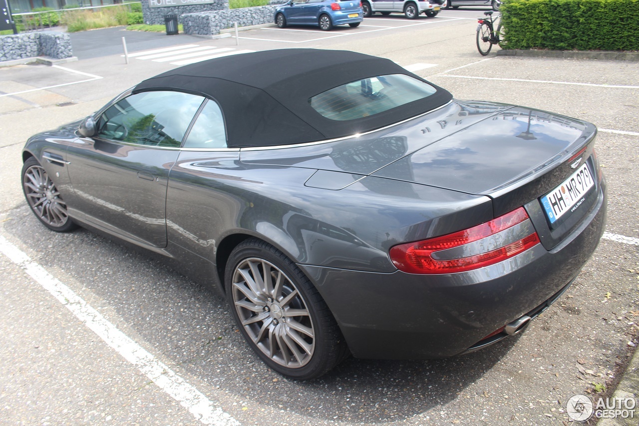 Aston Martin DB9 Volante