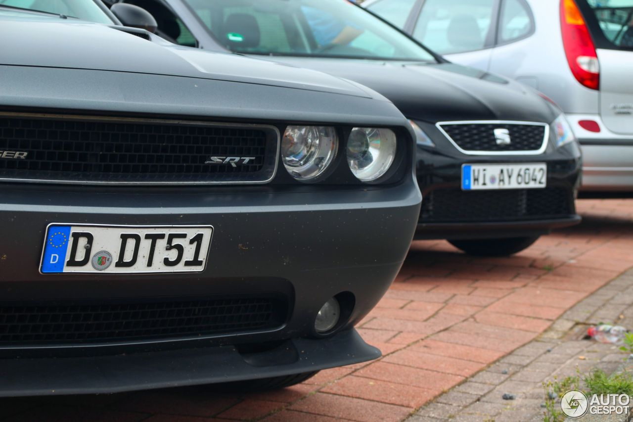 Dodge Challenger SRT-8 392