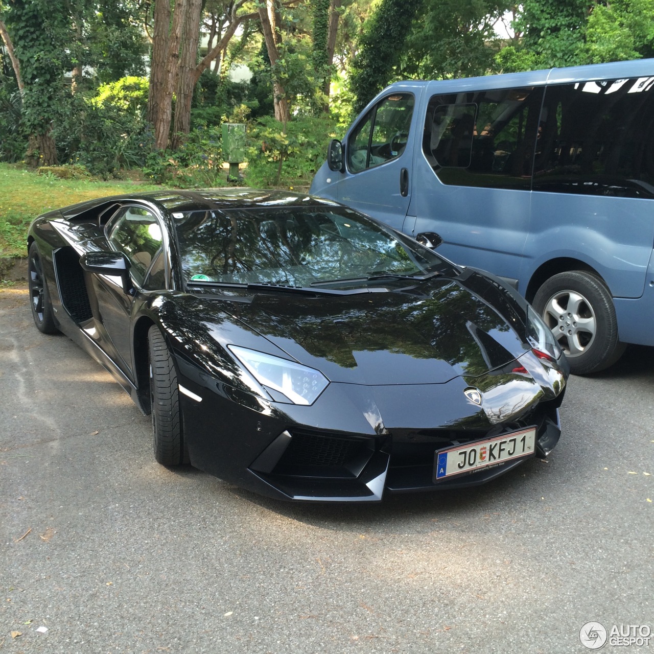 Lamborghini Aventador LP700-4