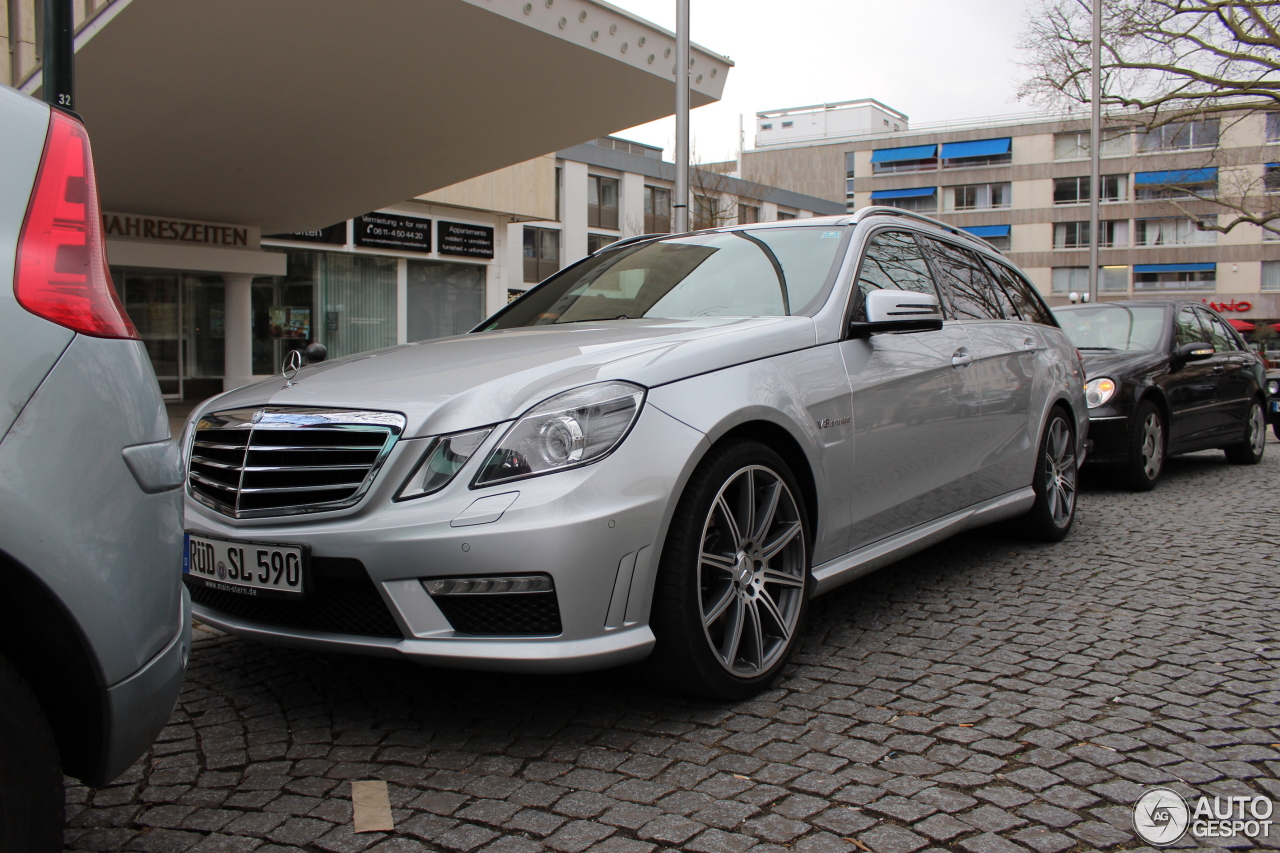 Mercedes-Benz E 63 AMG S212 V8 Biturbo