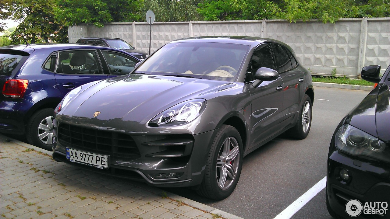 Porsche 95B Macan Turbo