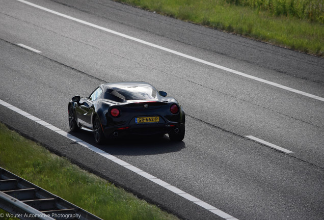 Alfa Romeo 4C Coupé