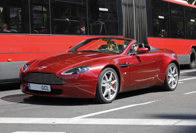 Aston Martin V8 Vantage Roadster