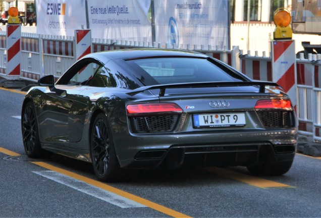 Audi R8 V10 Plus 2015