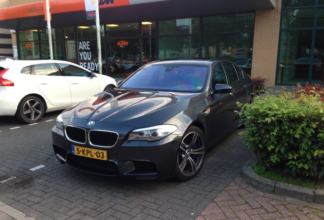 BMW M5 F10 2011