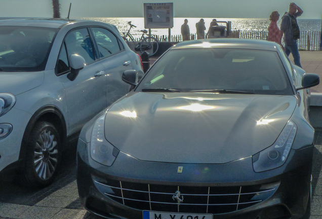 Ferrari FF