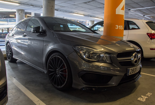 Mercedes-AMG CLA 45 Shooting Brake X117