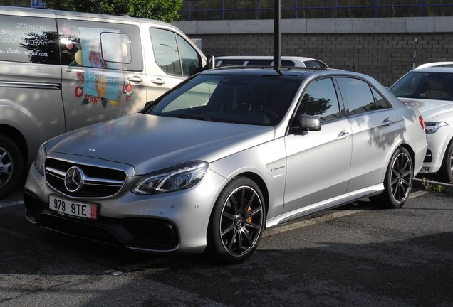 Mercedes-Benz E 63 AMG S W212