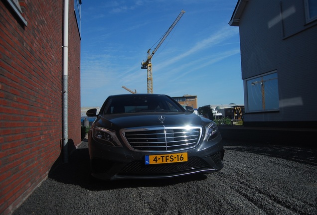 Mercedes-Benz S 63 AMG V222