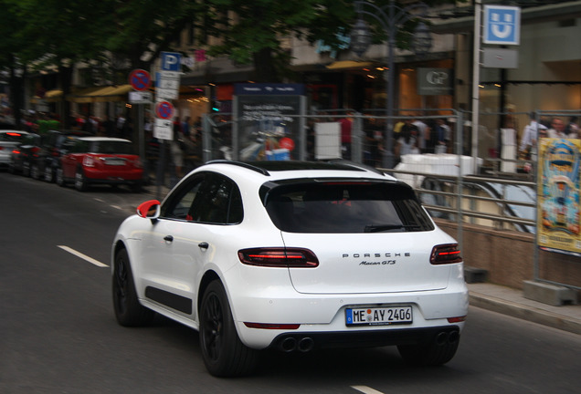 Porsche 95B Macan GTS