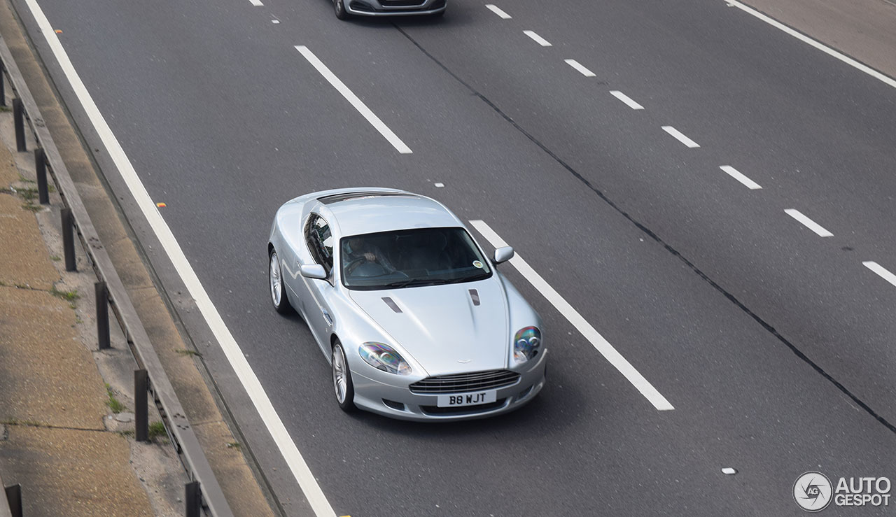 Aston Martin DB9