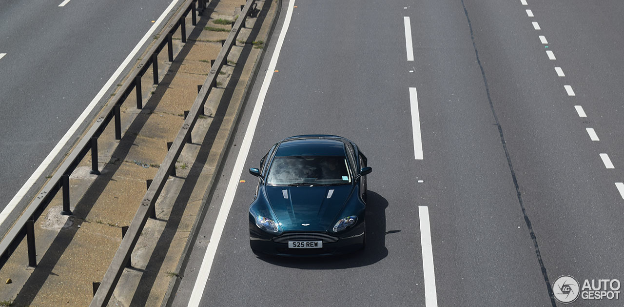 Aston Martin V8 Vantage