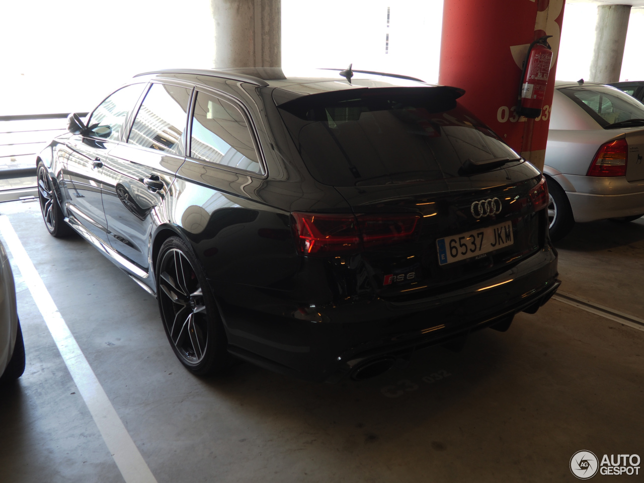 Audi RS6 Avant C7 2015