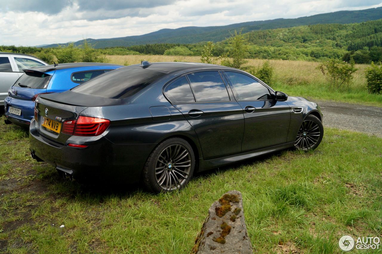 BMW M5 F10 2011