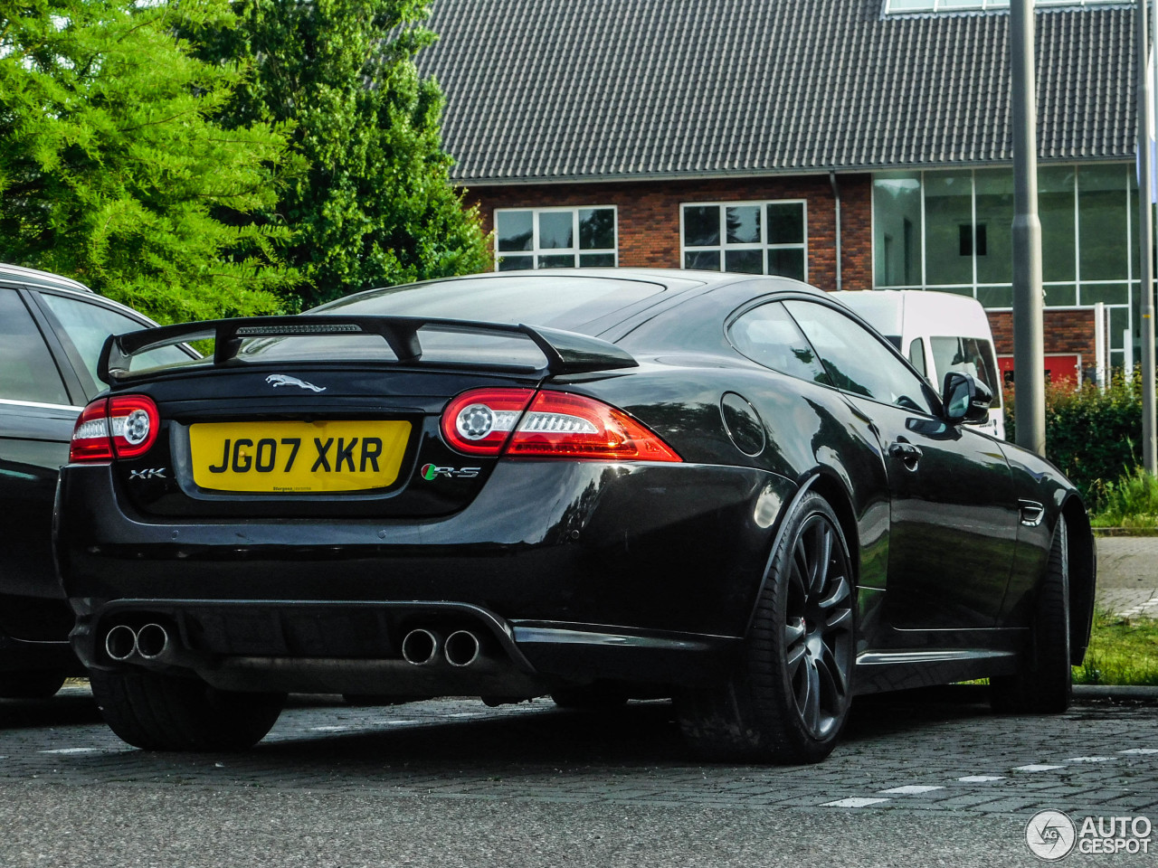 Jaguar XKR-S 2012