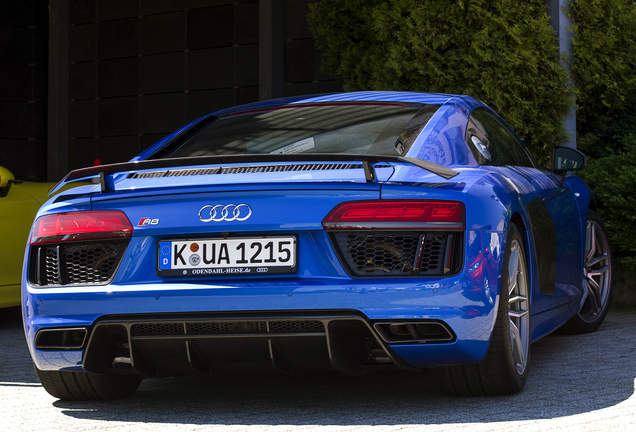 Audi R8 V10 Plus 2015