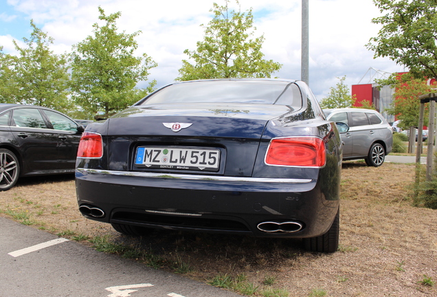 Bentley Flying Spur V8