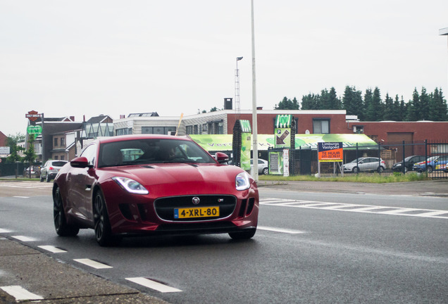 Jaguar F-TYPE S Coupé