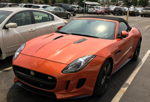 Jaguar F-TYPE S V8 Convertible