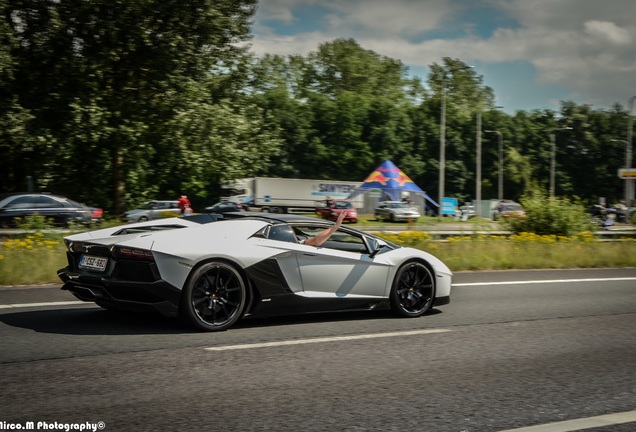 Lamborghini Aventador LP700-4 Roadster