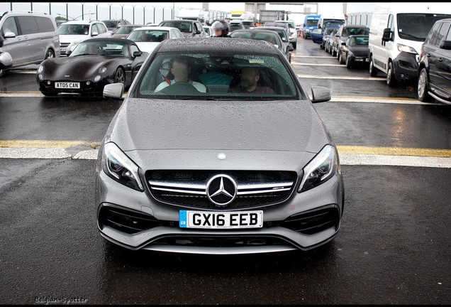 Mercedes-AMG A 45 W176 2015