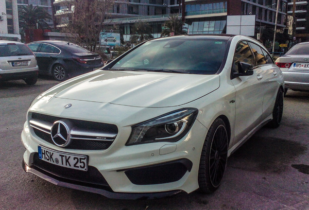 Mercedes-Benz CLA 45 AMG Shooting Brake