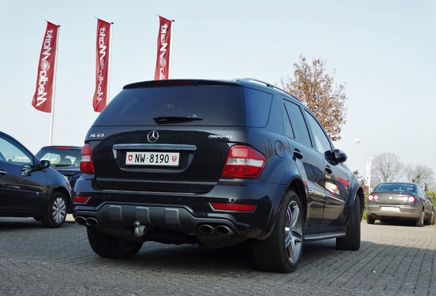 Mercedes-Benz ML 63 AMG 10th Anniversary