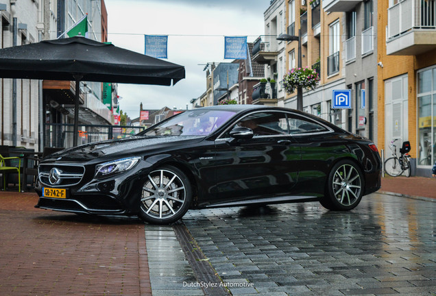 Mercedes-Benz S 63 AMG Coupé C217