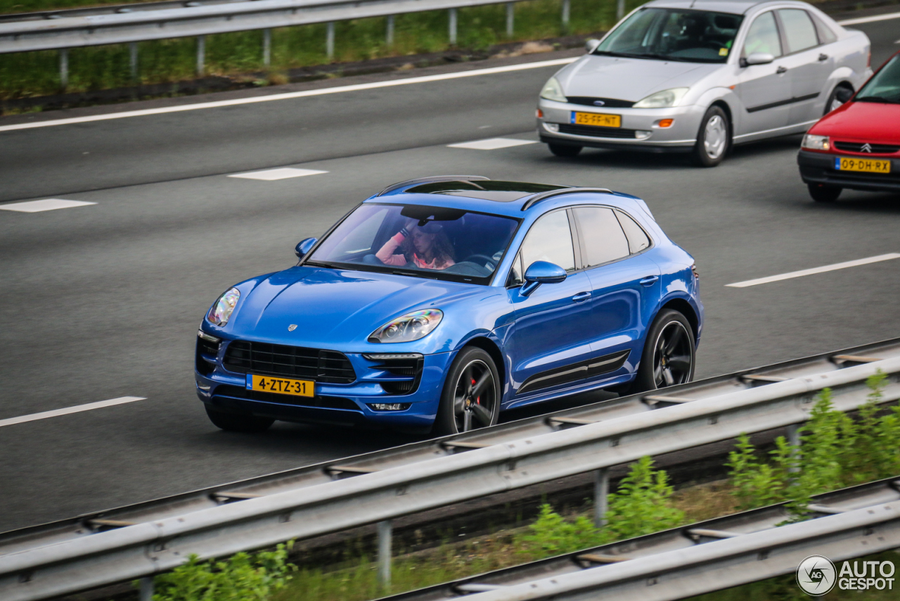 Porsche 95B Macan Turbo