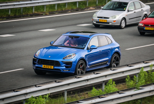 Porsche 95B Macan Turbo