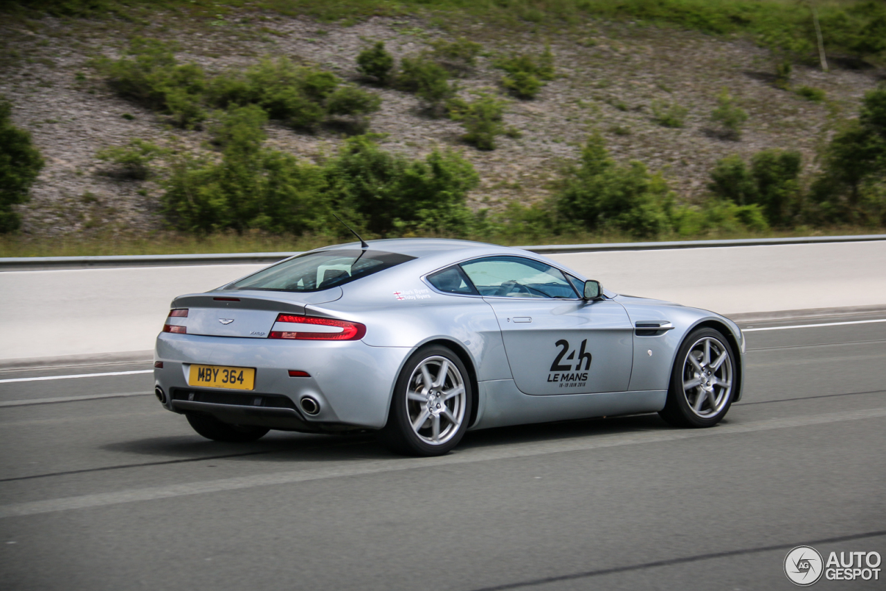 Aston Martin V8 Vantage