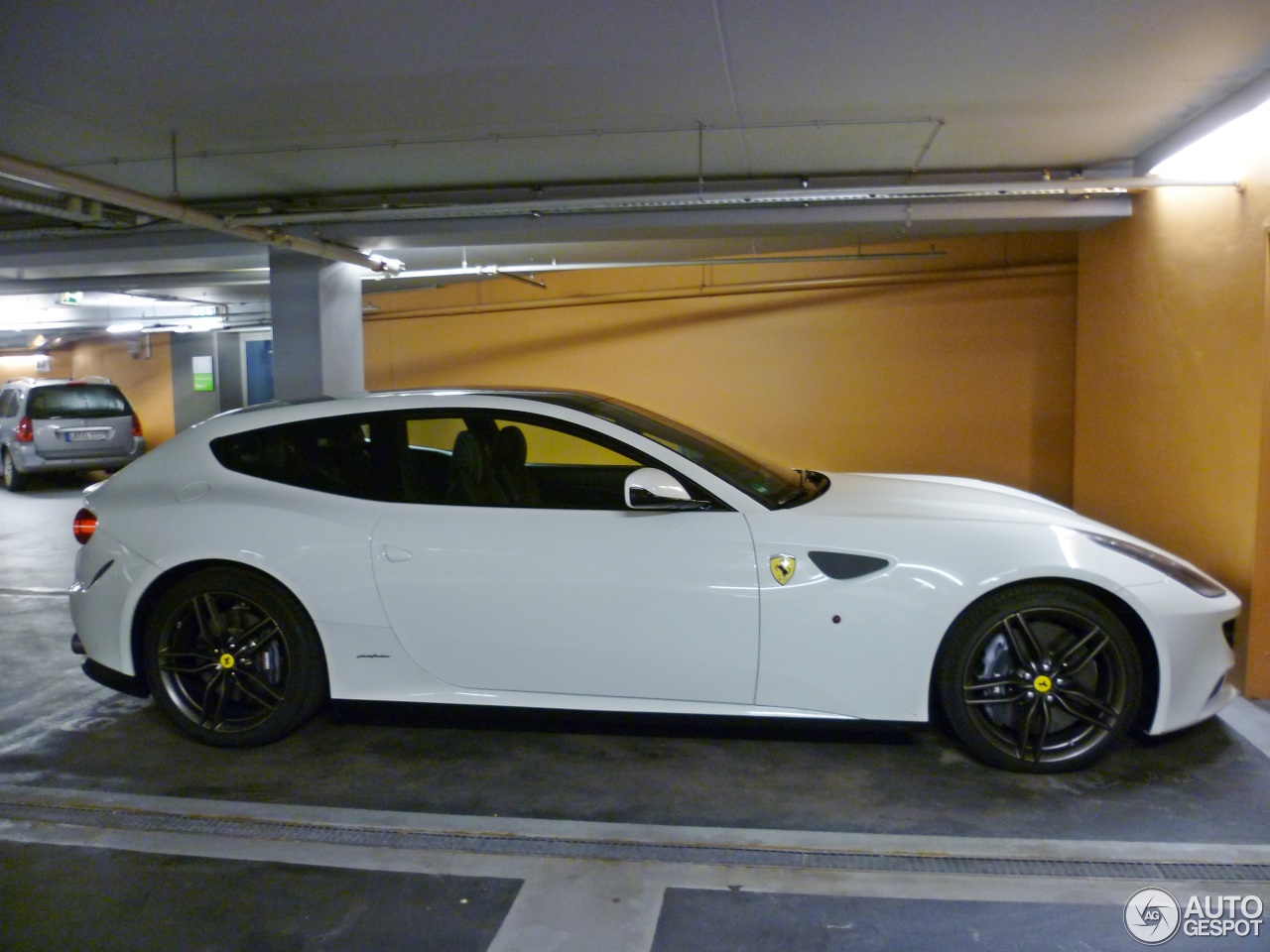 Ferrari FF