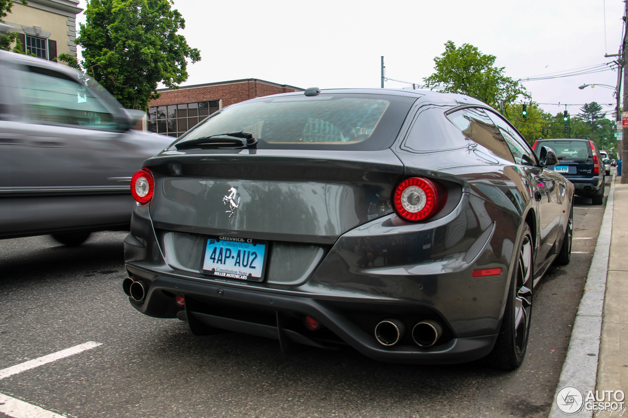 Ferrari FF