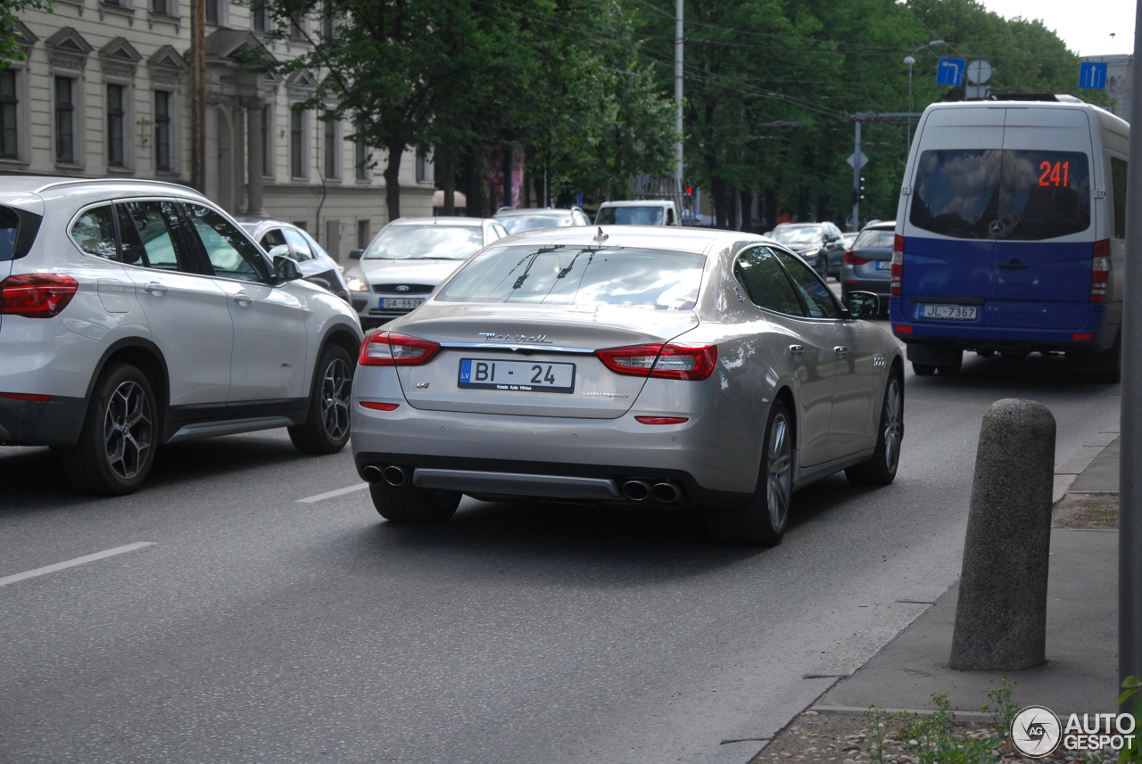 Maserati Quattroporte S Q4 2013