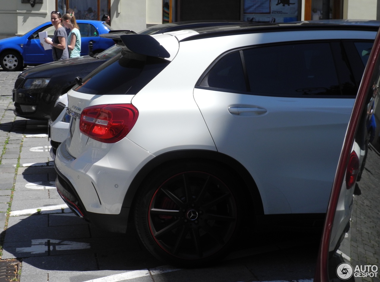 Mercedes-Benz GLA 45 AMG Edition 1