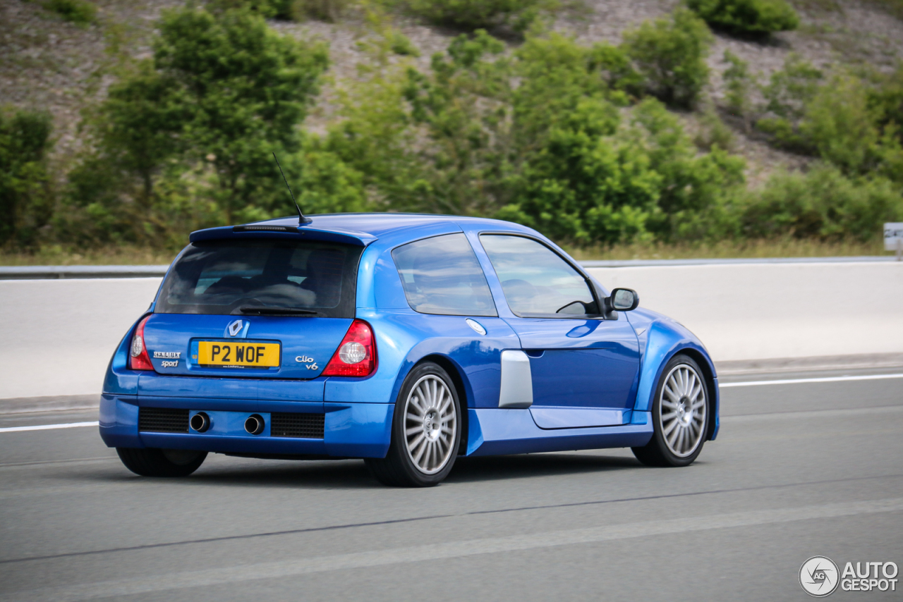 Renault Clio V6 Phase II