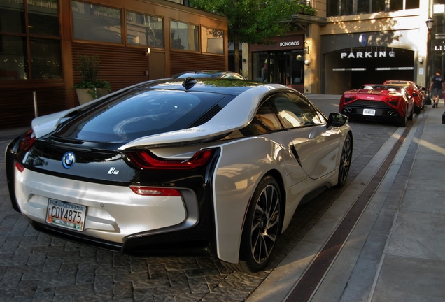 BMW i8