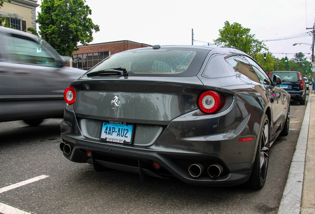 Ferrari FF