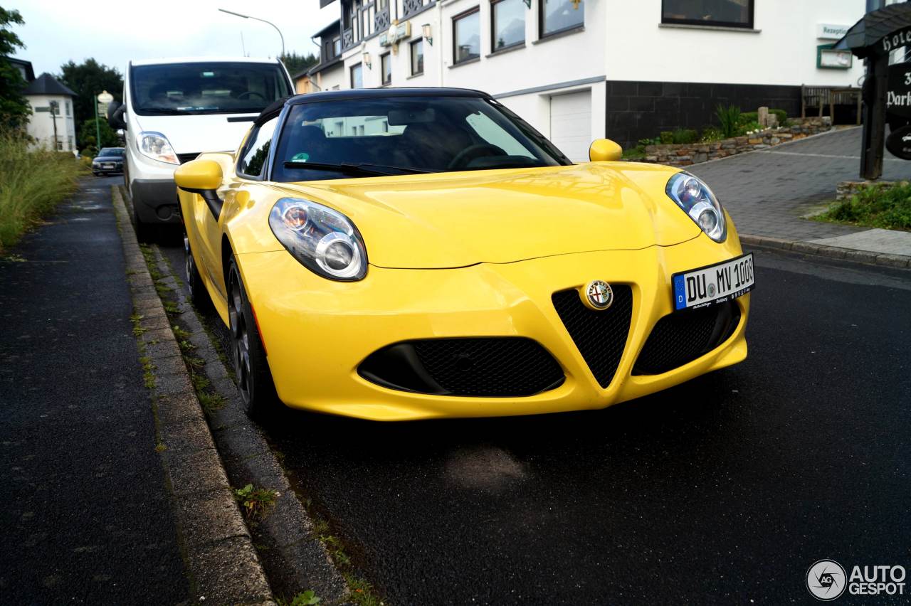 Alfa Romeo 4C Spider