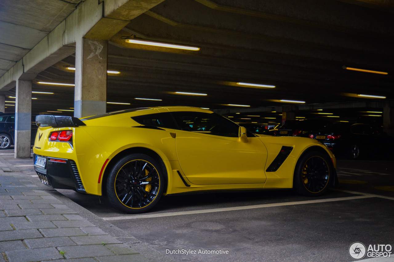 Chevrolet Corvette C7 Z06 R Edition