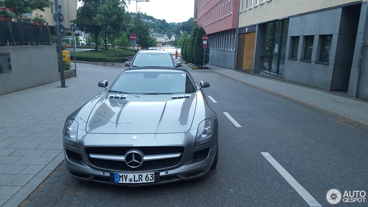 Mercedes-Benz SLS AMG Roadster