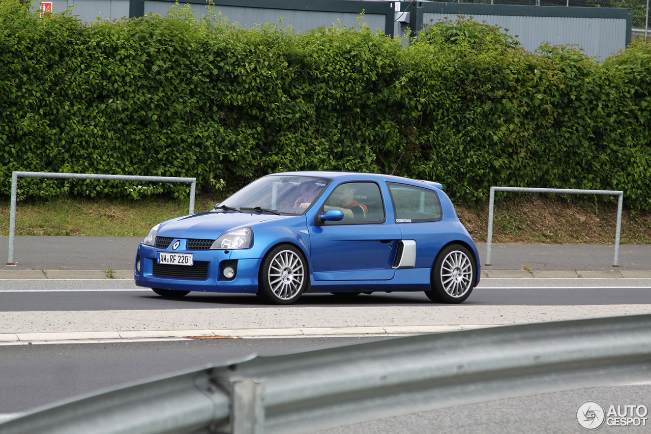 Renault Clio V6 Phase II