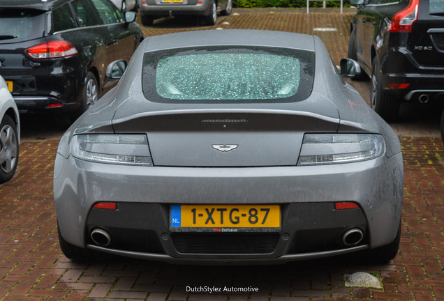 Aston Martin V12 Vantage