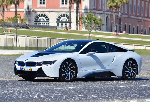 BMW i8