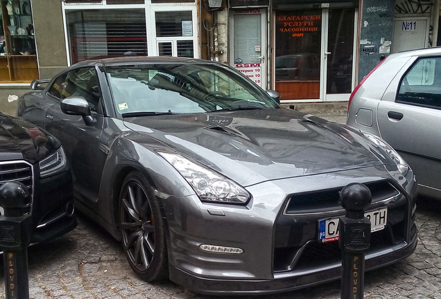 Nissan GT-R 2013