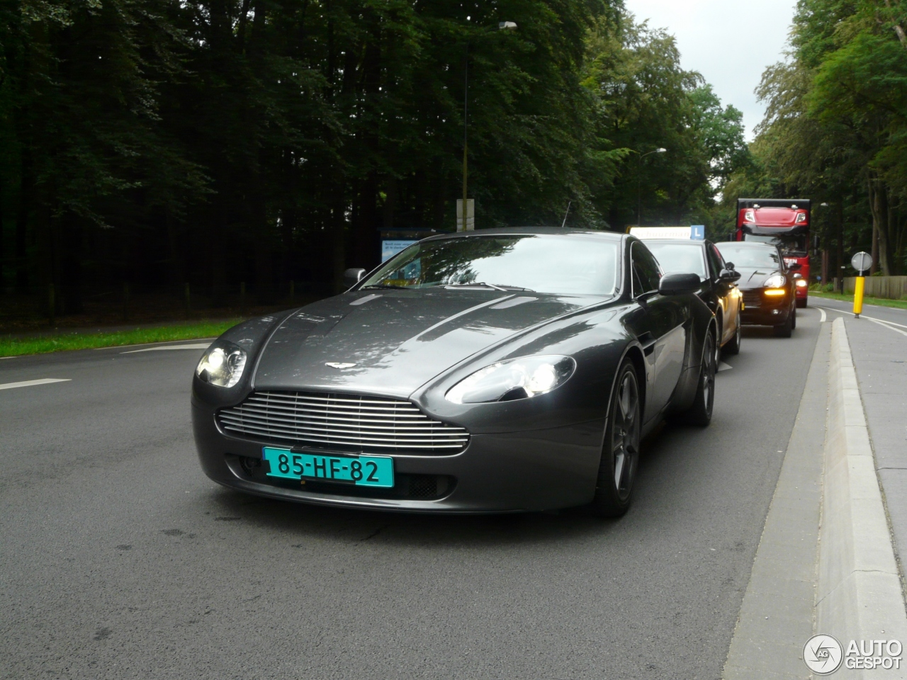 Aston Martin V8 Vantage