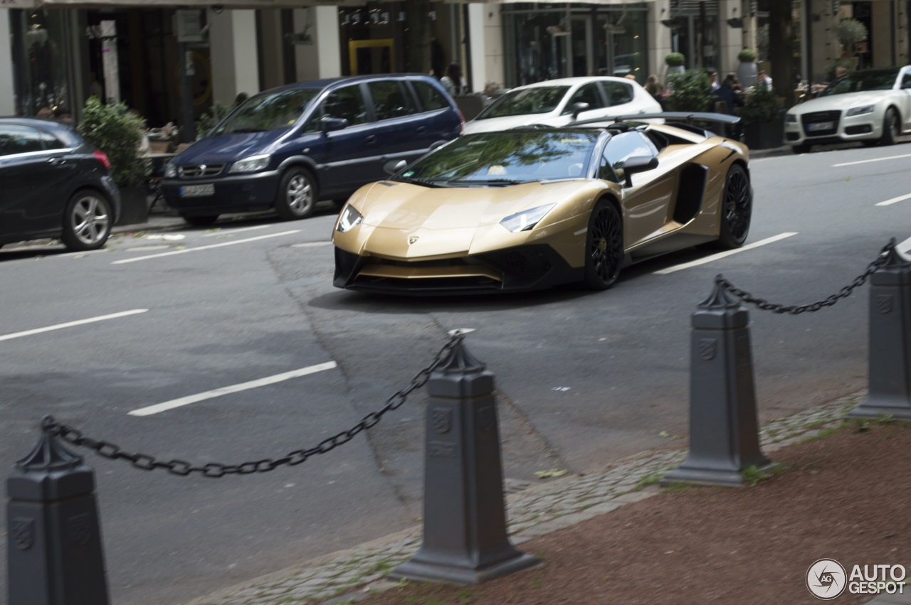 Lamborghini Aventador LP750-4 SuperVeloce Roadster