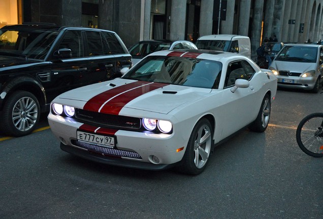 Dodge Challenger SRT-8