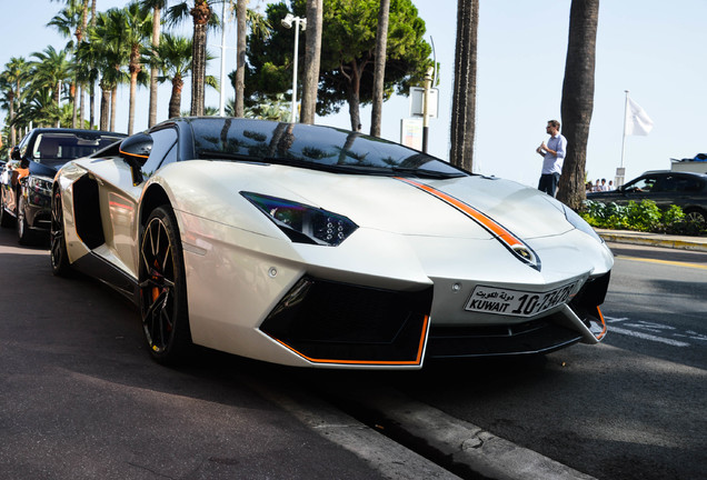 Lamborghini Aventador LP700-4 Roadster